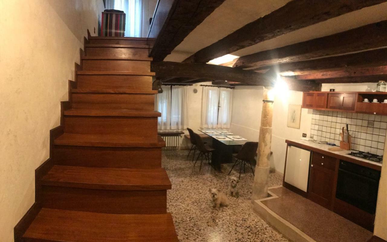 Appartamento Palazzo Grassi&Accademia Bridge superb House Venezia Esterno foto